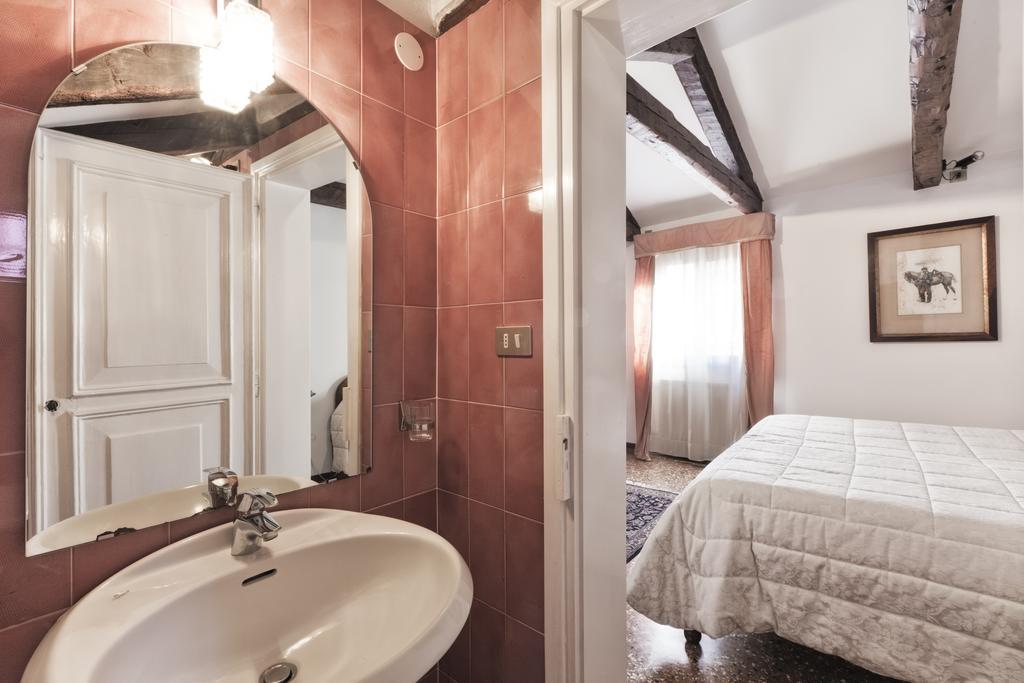 Palazzetto San Lio, Rialto Daire Venedik Oda fotoğraf